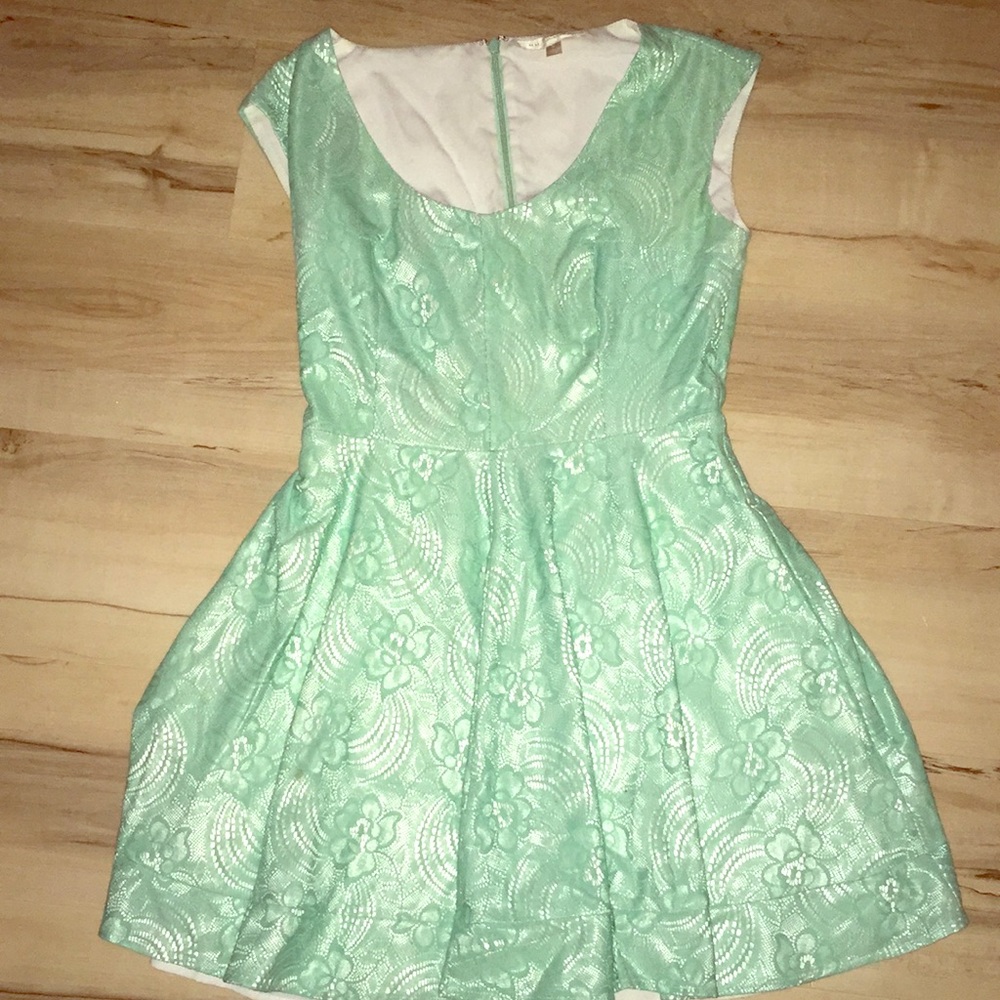 Nice party dress worn once